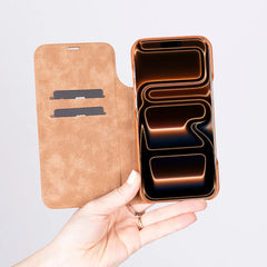 iPhone 17 Pro Genuine Leather Folio Case – Sonat Series