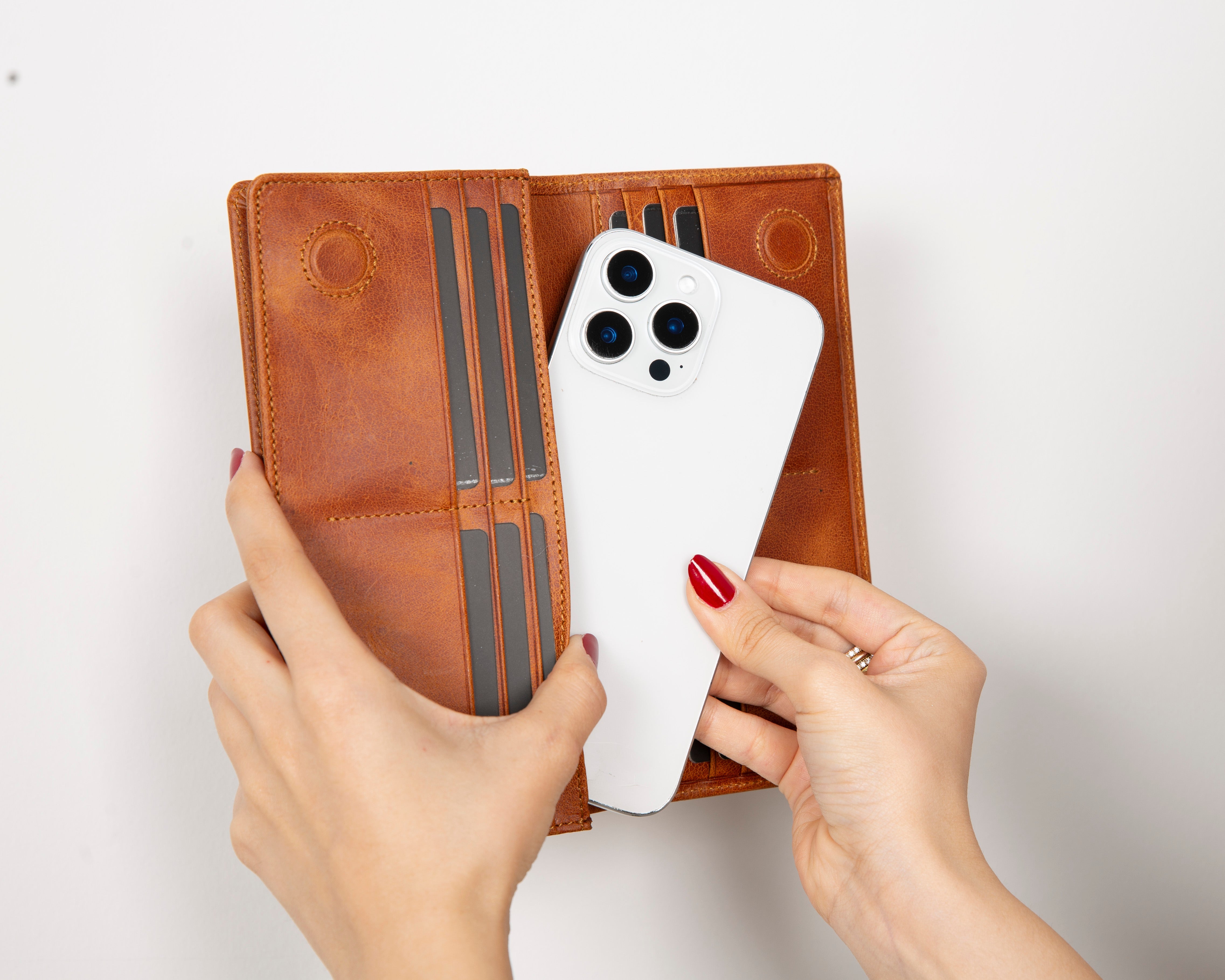 Aura Leather Universal Wallet