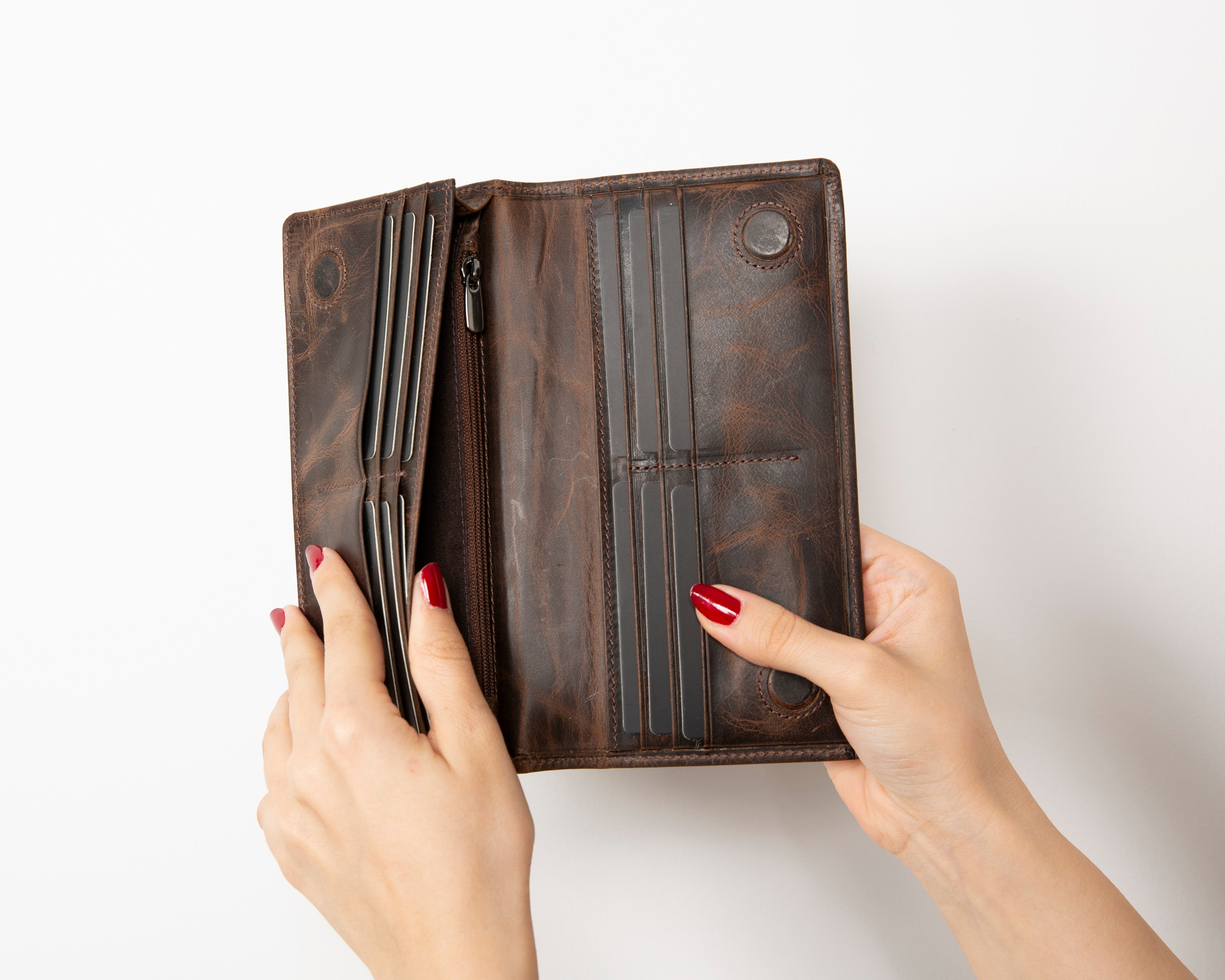 Aura Leather Universal Wallet