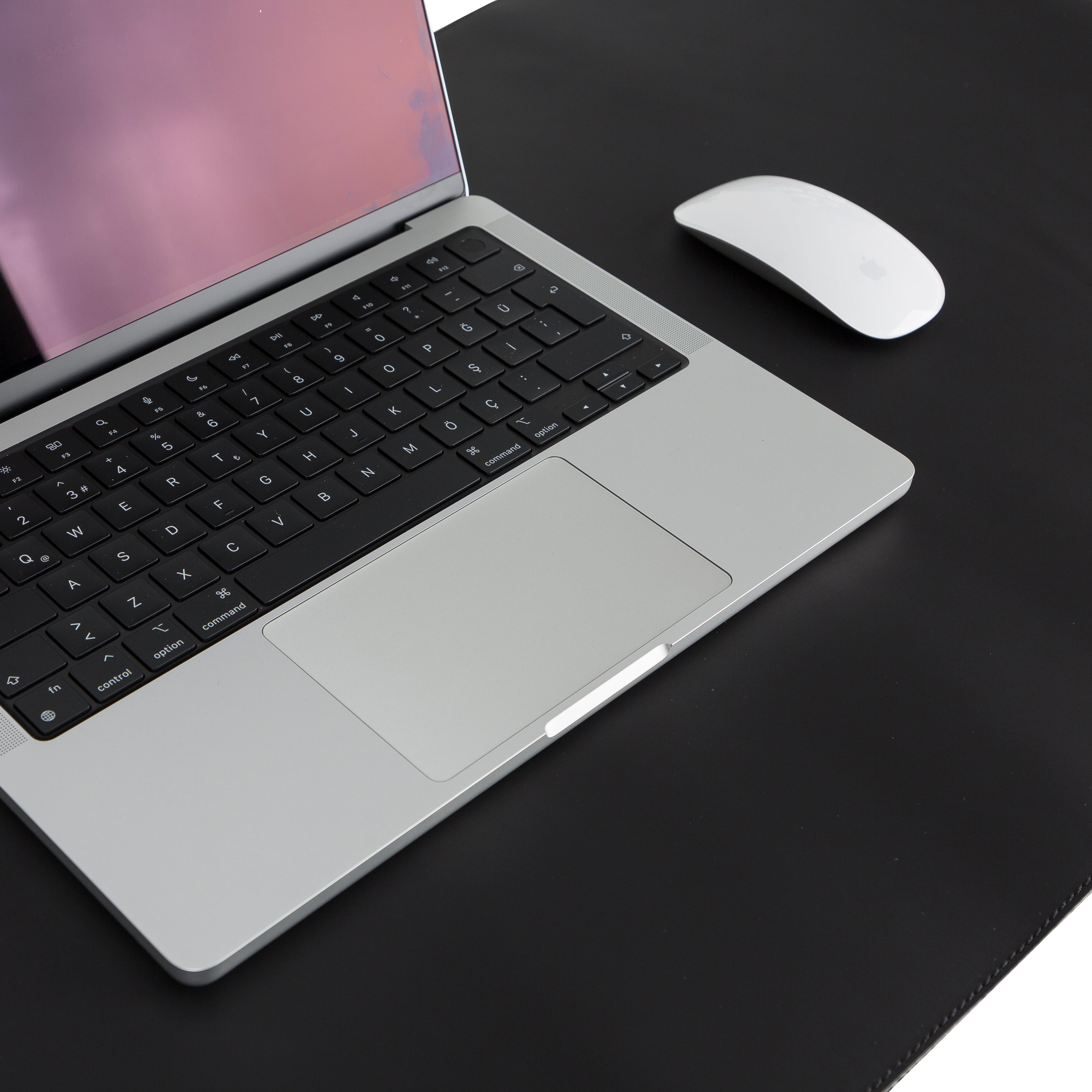 Natural Leather Desk Mat (37 cm x 80 cm)
