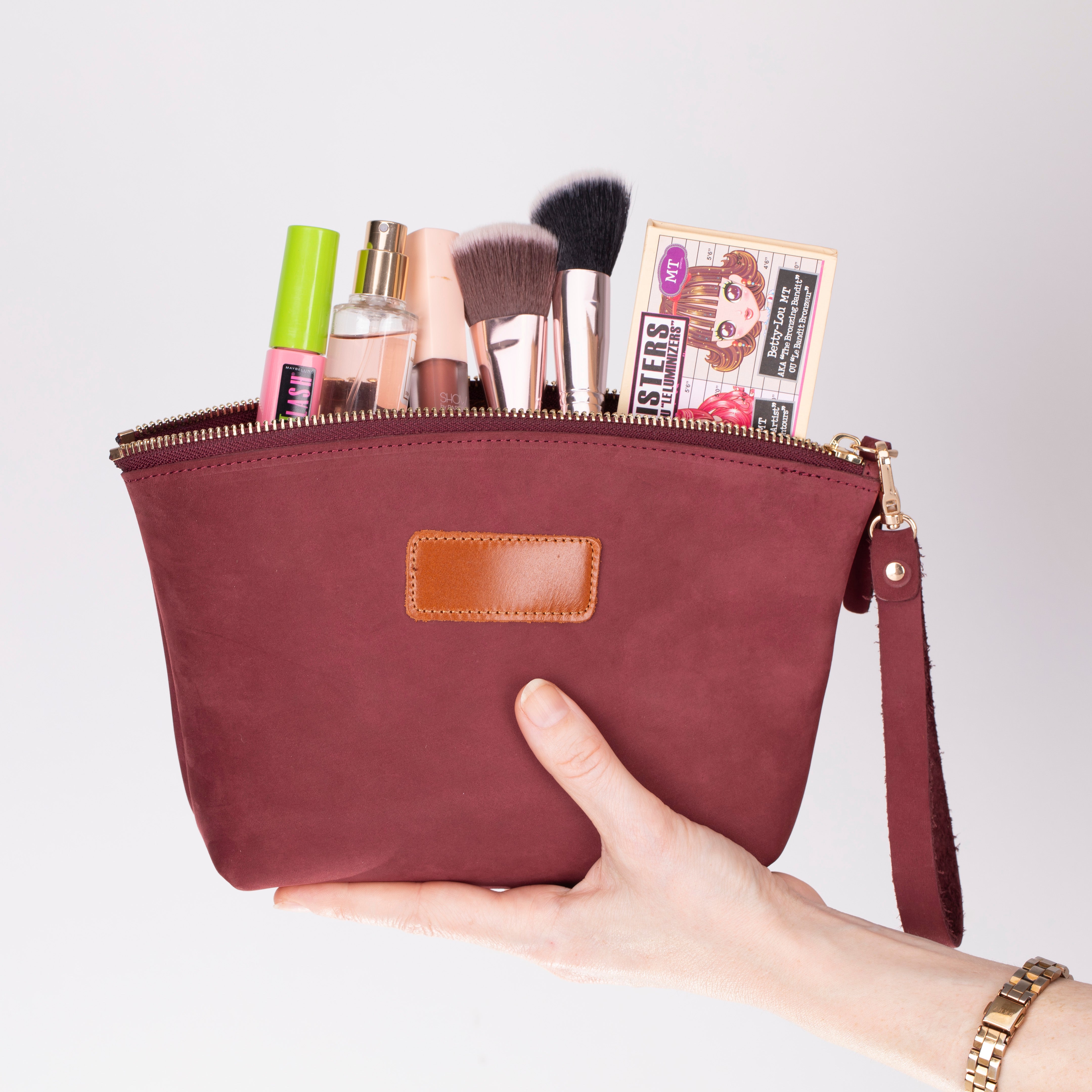 FIFA 2026 World Cup Women’s Travel Pack – Travel Bundle for Global Support | Minimal & Handcrafted