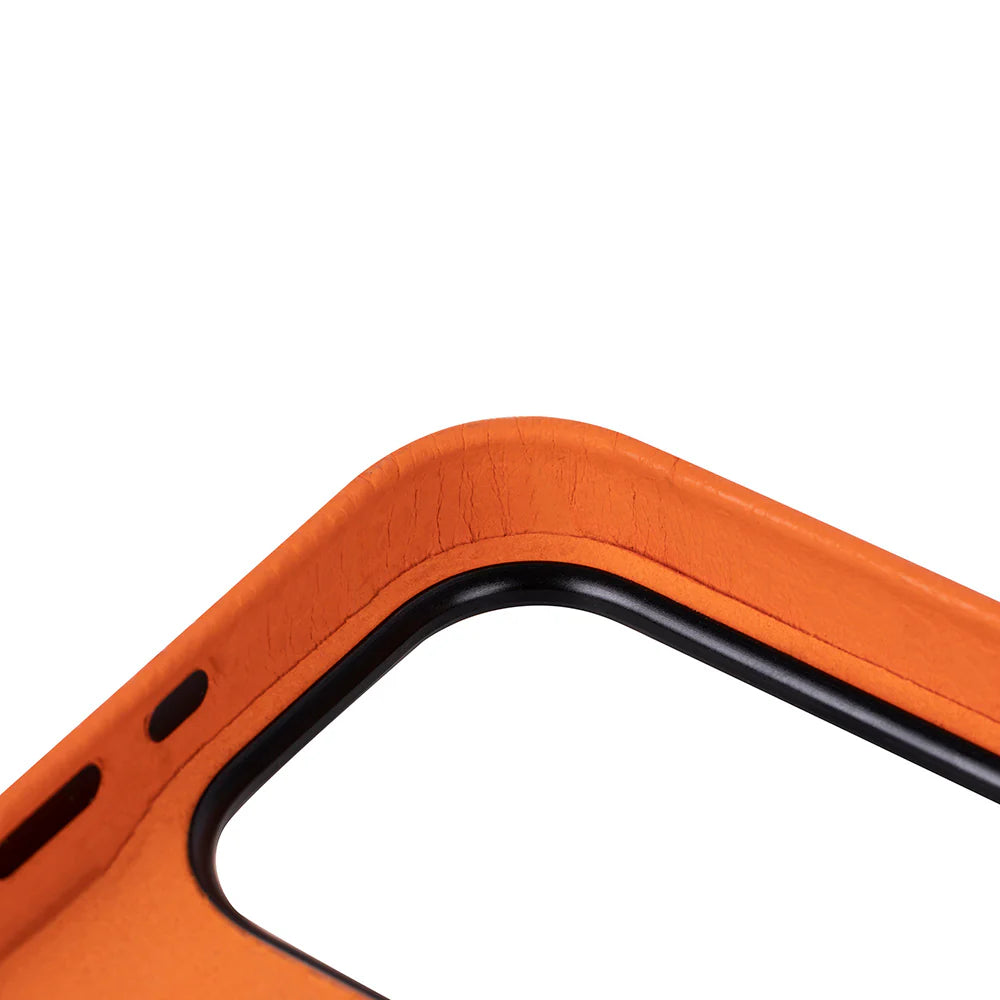 Prestige iPhone 17 Pro Leather Case