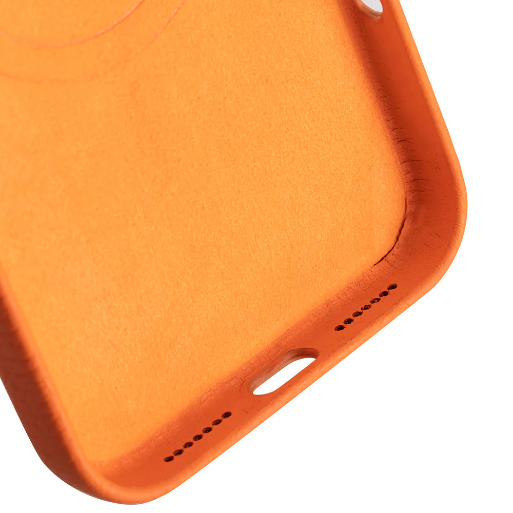 Prestige iPhone 17 Pro Leather Case