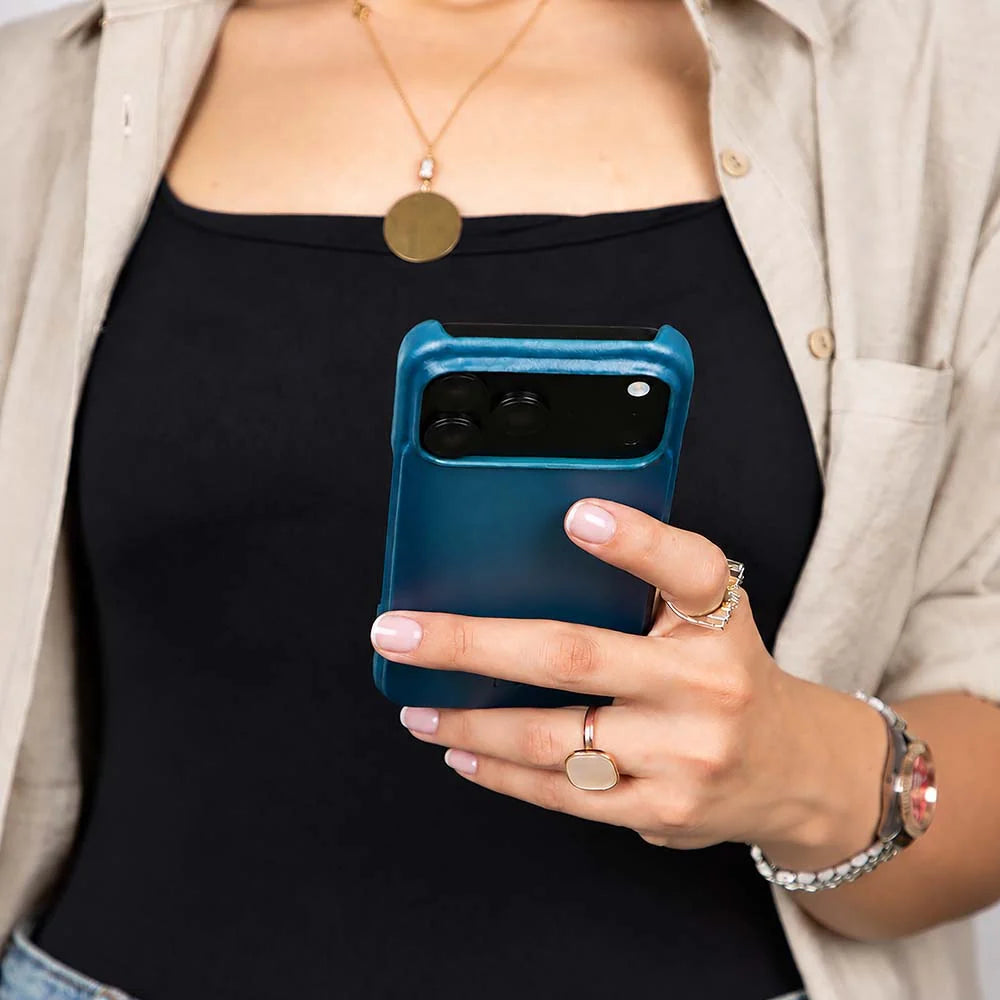 Ultimate Jacket Leather iPhone 18 Pro Case